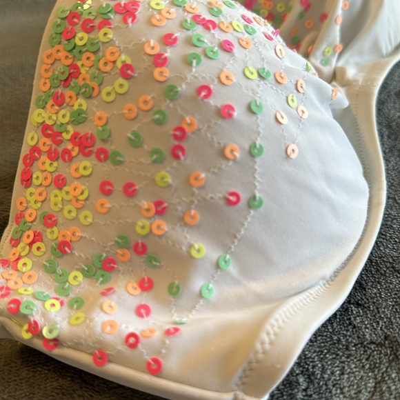 VS SWIM TOP - Picture 6 of 7